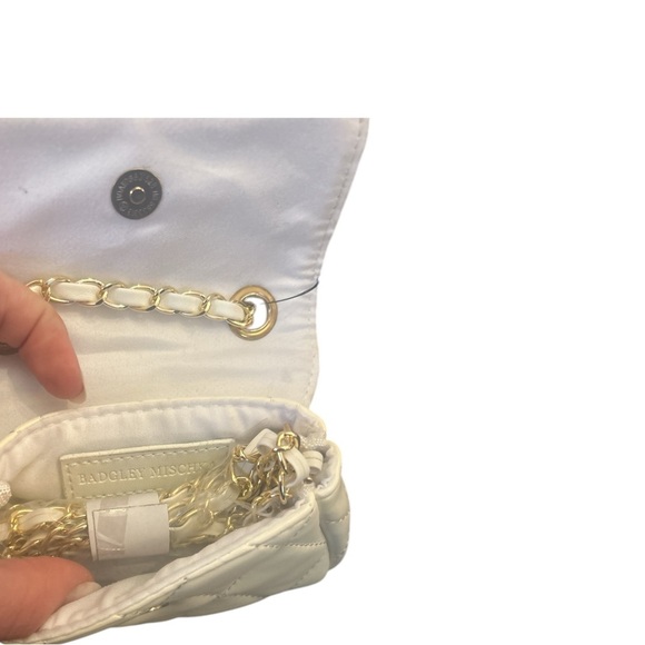 BADGLEY MISCHKA mini purse / key chain - Picture 3 of 9